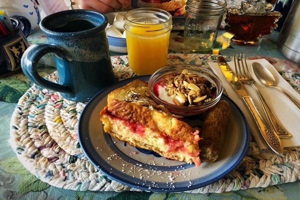 white lace breakfast