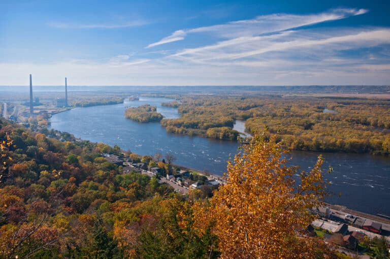 View of fall colors along the Mississippi River Trail in the Midwest