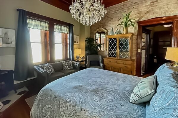 Big-Bay-Lighthouse-Guest-Room-0003-A-e1724785146641