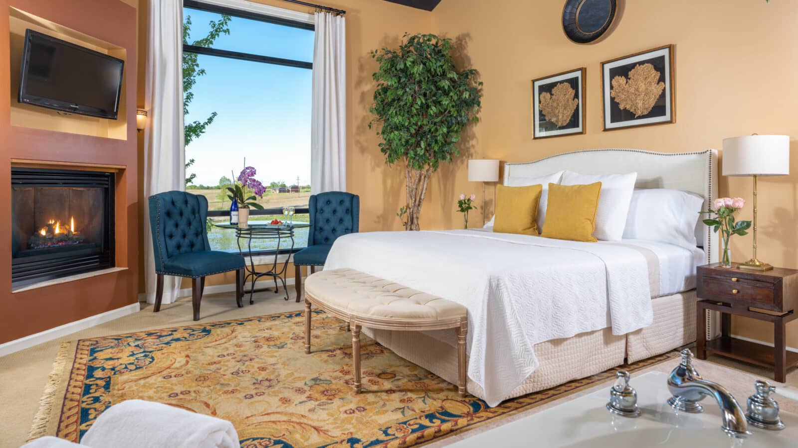 Castle-Guestrooms-King-Arthur-1600x900