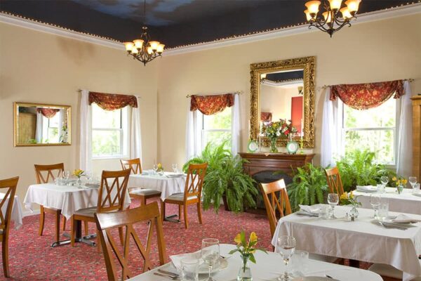 Castle-in-the-Country-Dining-Room-1-e1720114852402