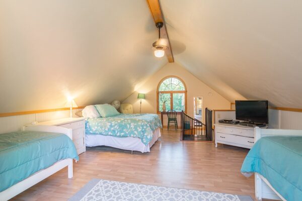 CottonWood-Inn-Empire-2021-e1724782813844