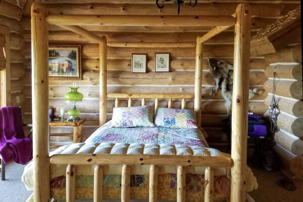 Dapple-Gray-bed-breakfast-Keweenaw-Penisula-0028-e1724952435734