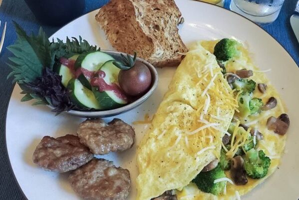 Lewis-House-Whitehall-Breakfast-a-e1724958764848