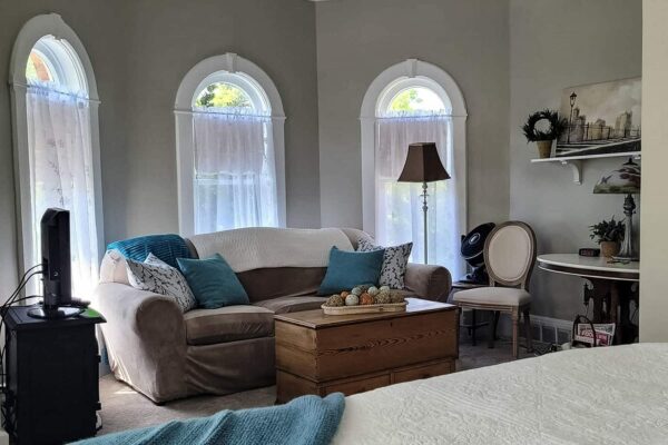 Lexington-House-Lexington-mi-French-Country-room-001-Enhanced-SR-a-e1724777133518