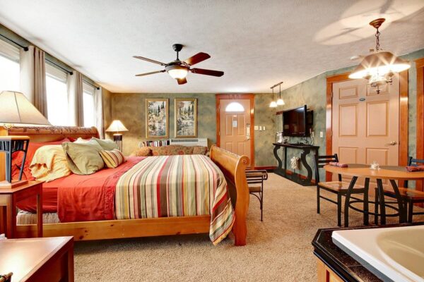 Prairieside-Inn-Suites-Grandville-Tuscon-Villa-0001-e1724777433273