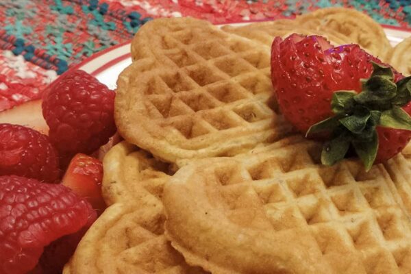 breakfast_torch_lake_01-459064258-A-e1724782950329