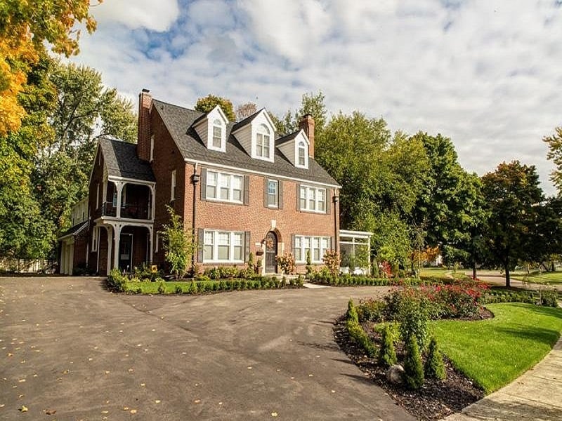 WunderRoost Bed and Breakfast 57