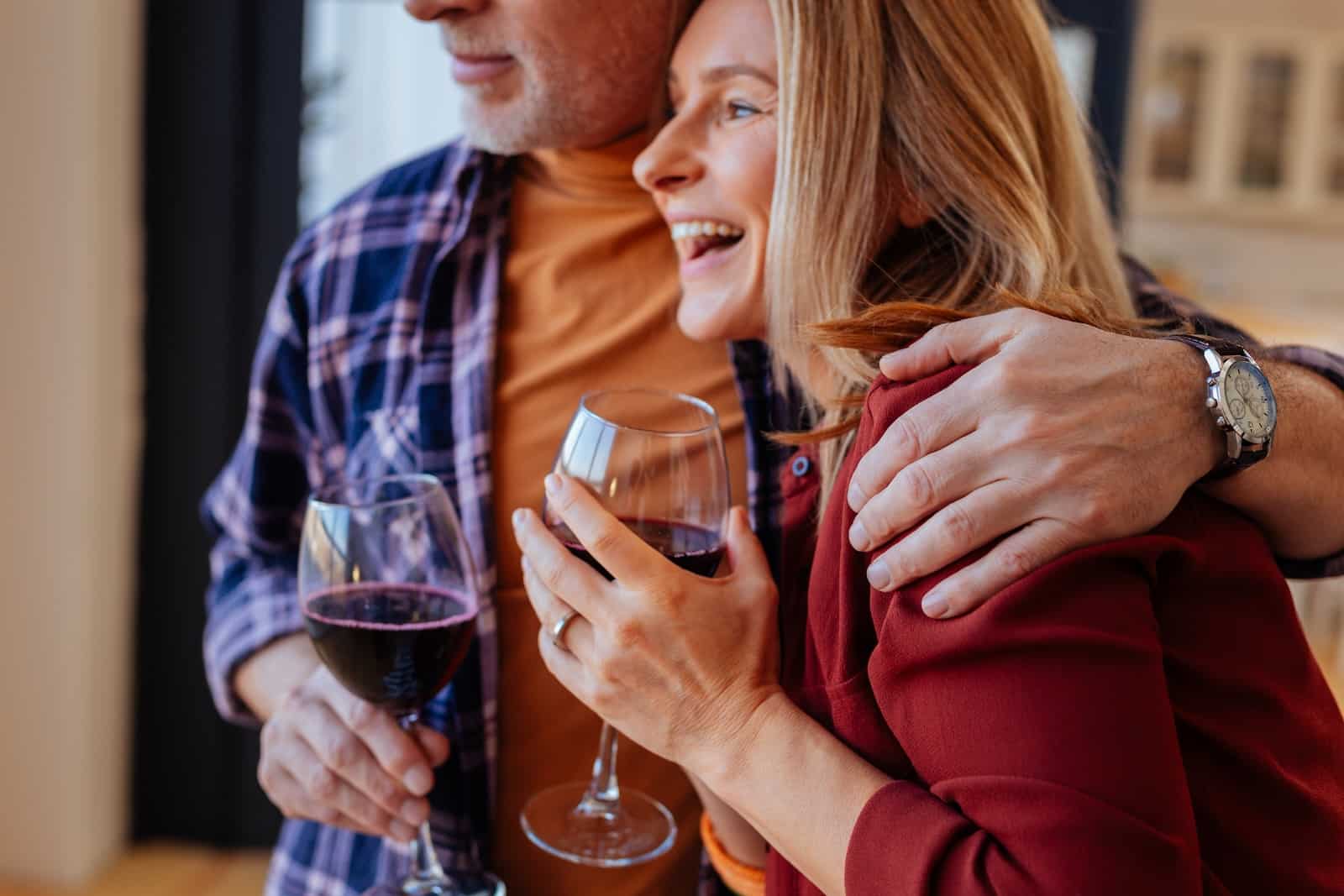 Discover the Best Romantic Getaways in Nebraska 2 Couple enjoying wine together while enjoying one of the most romantic getaways in Nebraska
